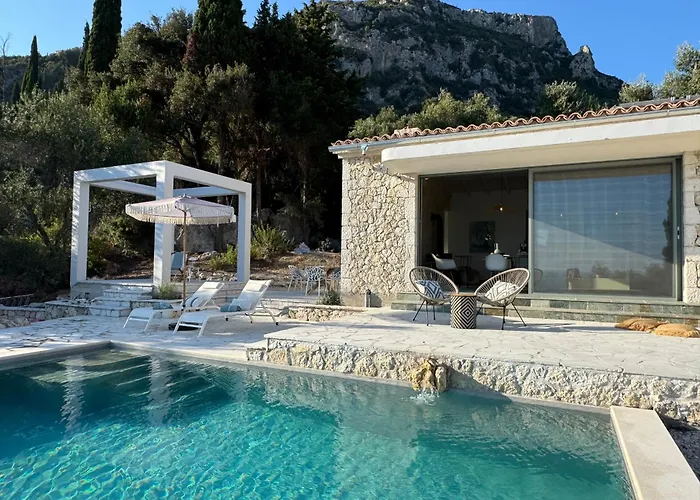 Loulis - Pool, Meerblick,